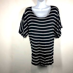 Zenana Outfitters black and white stripe top size large